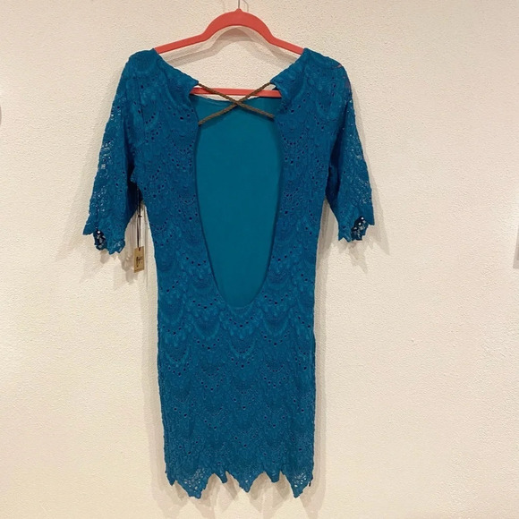 NWT Nightcap Priscilla Lace Backless Dress Size 4 - Picture 4 of 4